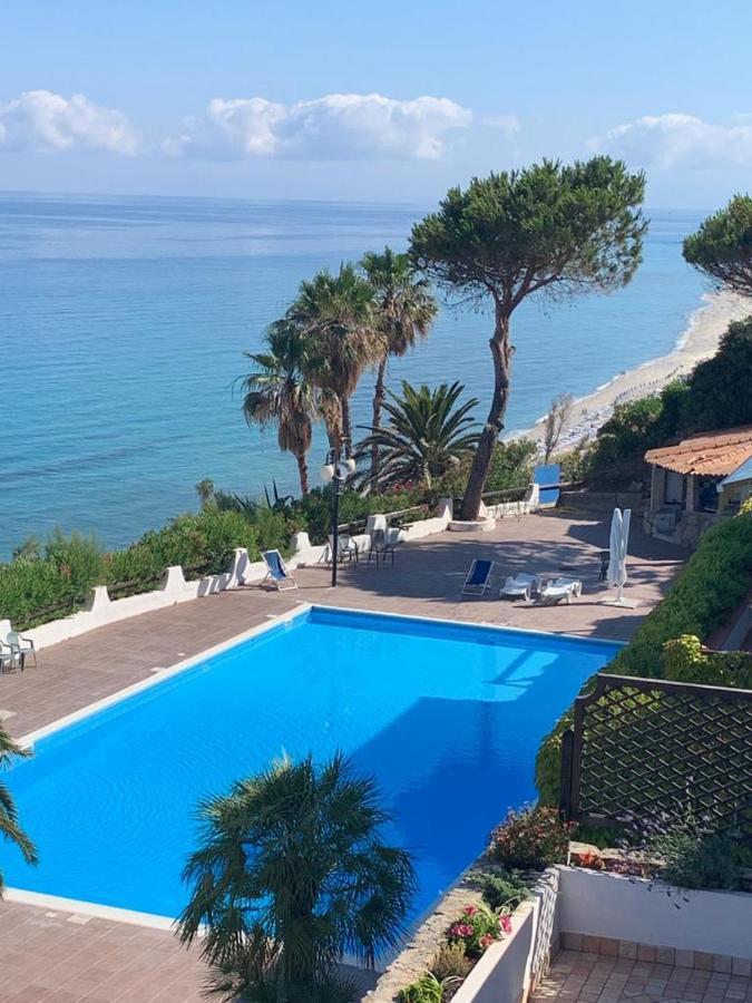 Boutique Apartment With Beach Within Walking Distance, Near Tropea パルゲリーア エクステリア 写真