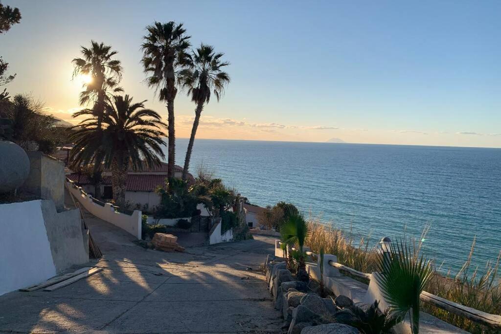 Boutique Apartment With Beach Within Walking Distance, Near Tropea パルゲリーア エクステリア 写真