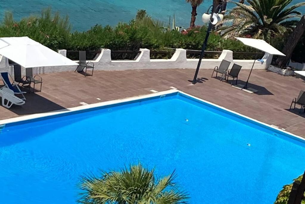Boutique Apartment With Beach Within Walking Distance, Near Tropea パルゲリーア エクステリア 写真